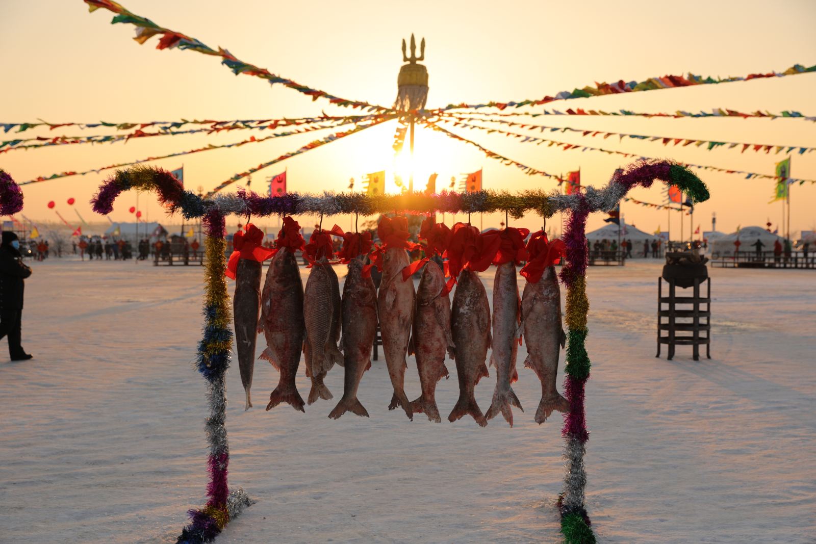 {六合彩}(查干湖旅游景点)